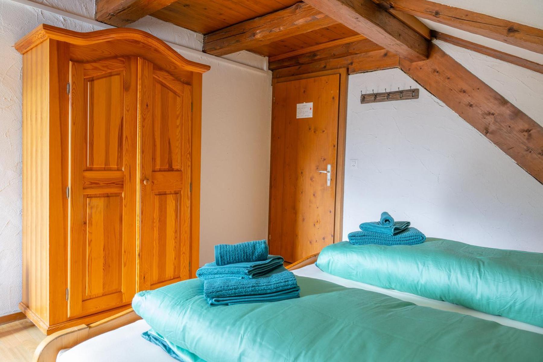 Chrona Bed & Breakfast Jenaz Pokoj fotografie